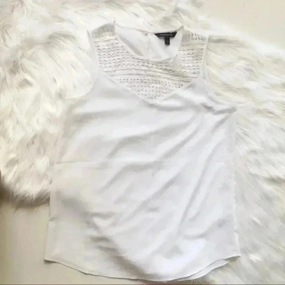 Banana Republic White Sleeveless Tank - Picture 3 of 6